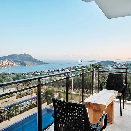Tana Villa Kas